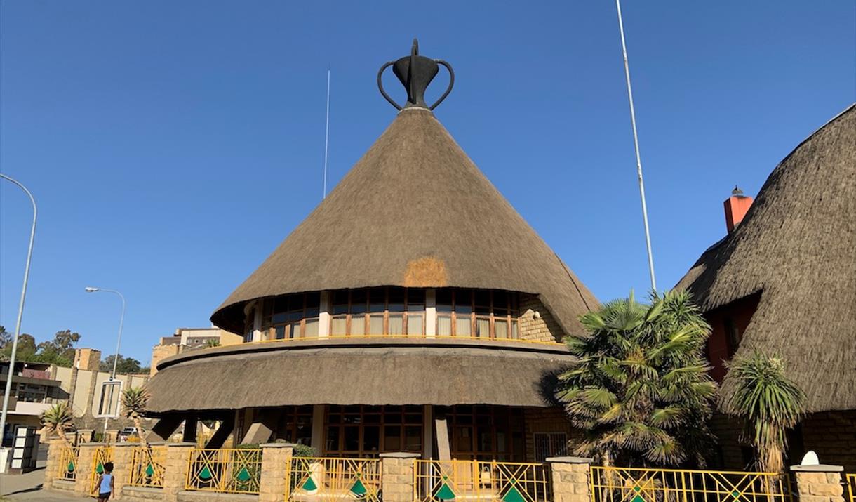 Basotho hat shopping and crafts