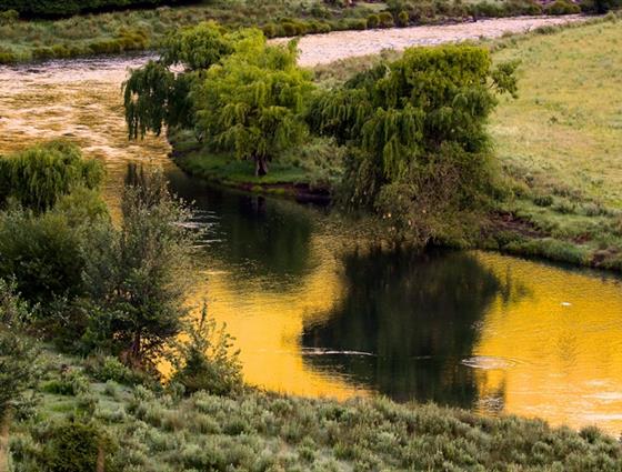 Makhangoa Community Camp is a community tourism initiative on the Bokong River offering world class fly fishing and authentic Lesotho highlands experi